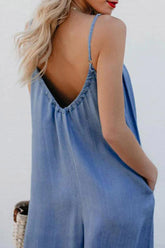 Mono vaquero de pierna ancha con escote en V y sin mangas